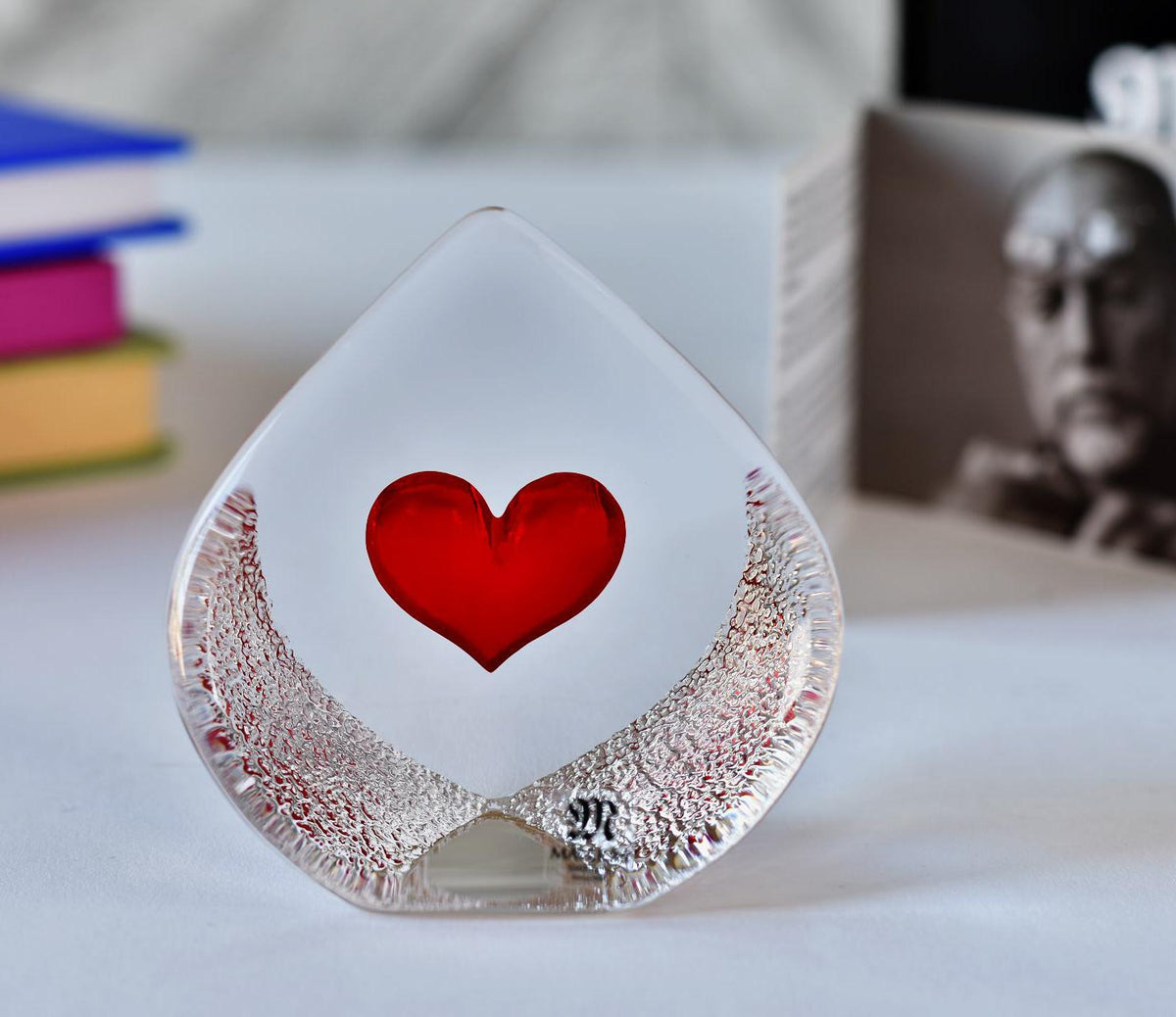 mats-jonasson-hearts-t1125-web